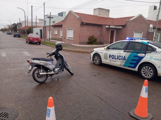 Una moto colision� contra un auto en Espa�a y L�bano